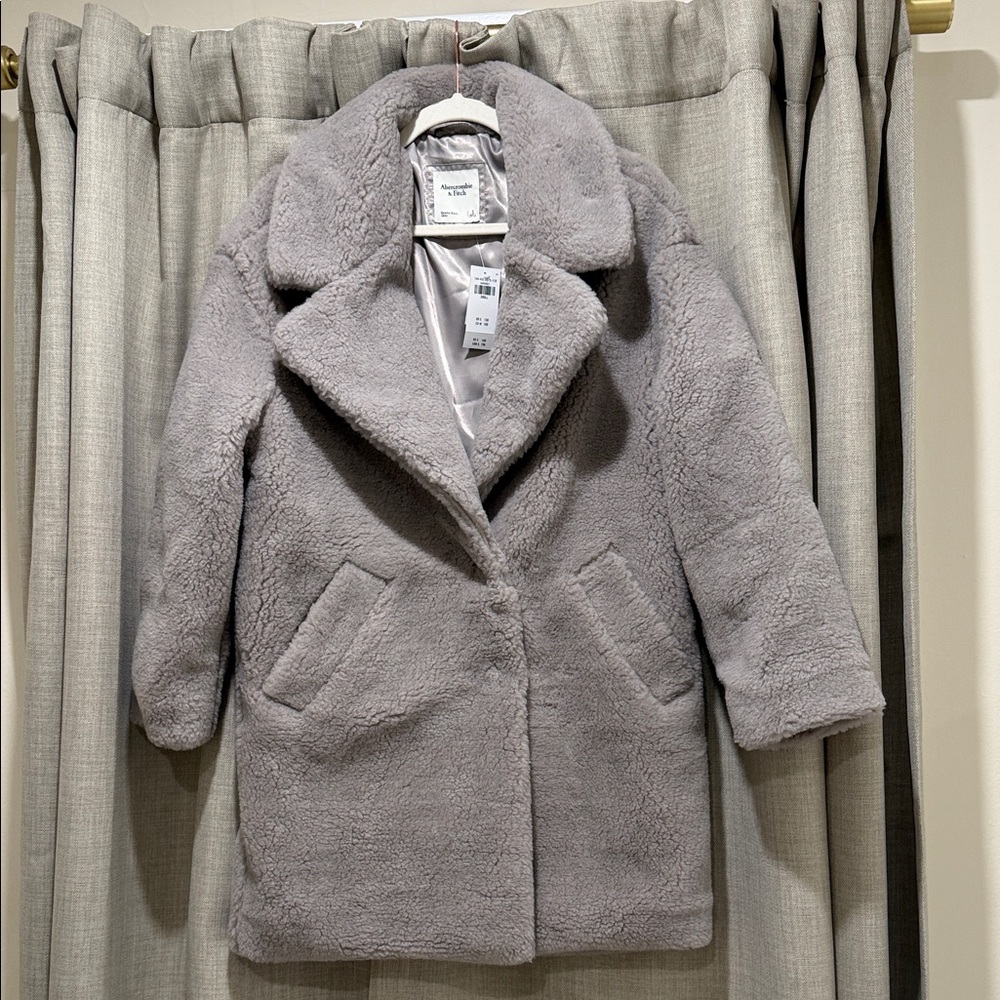 Abercrombie & Fitch Gray Teddy Jacket